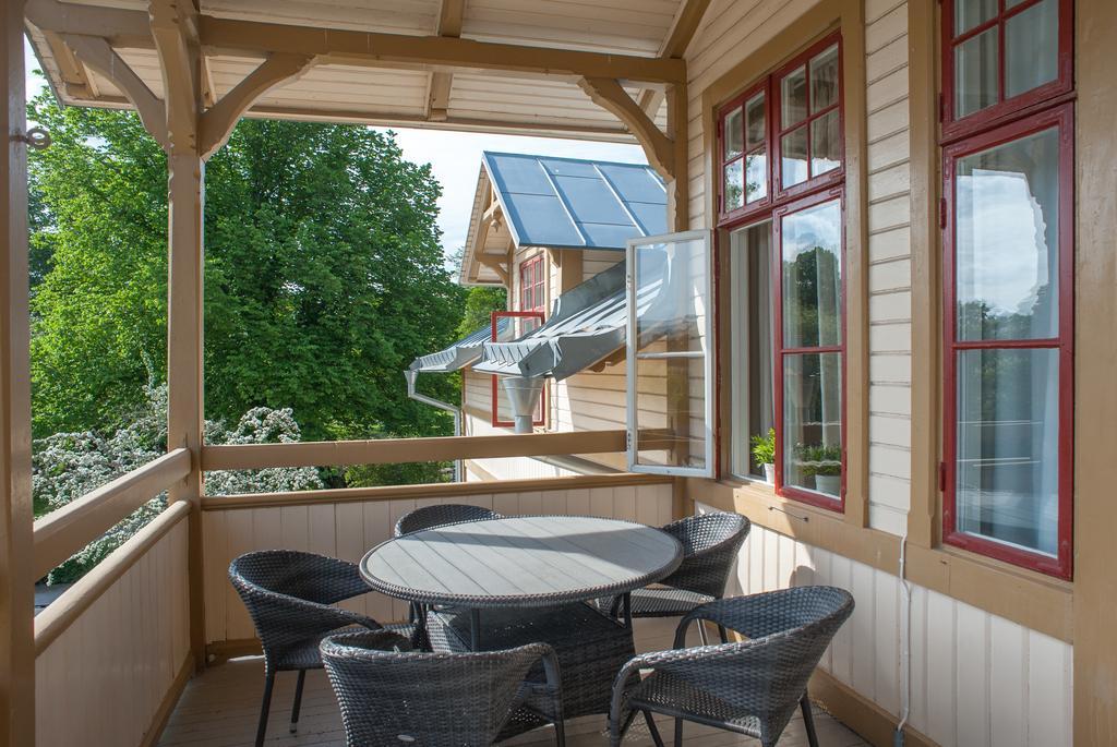 Ronneby Brunnspark Vandrarhem Och B&B Экстерьер фото