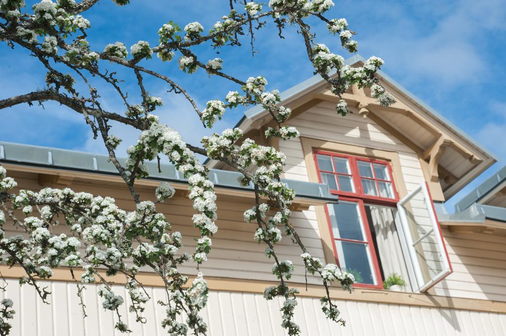 Ronneby Brunnspark Vandrarhem Och B&B Экстерьер фото